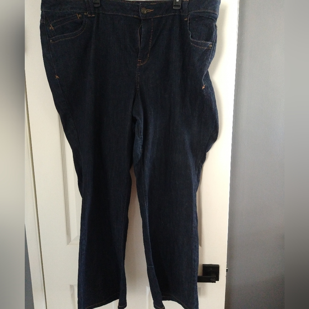 Lane Bryant 28 average dark wash boot cut jeans